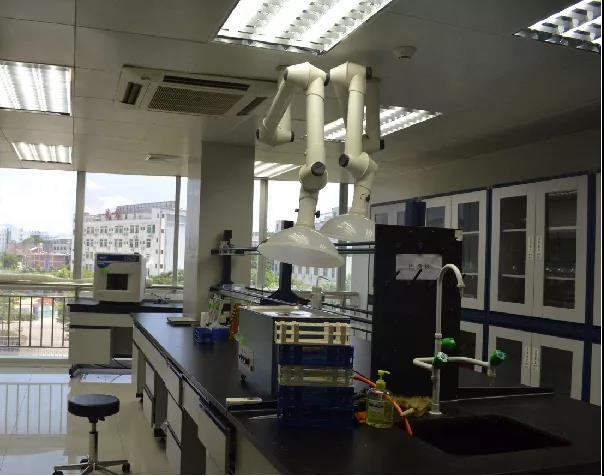 成都国药器械怎么样“医”直前行_https://www.jmylbn.com_新闻资讯_第3张